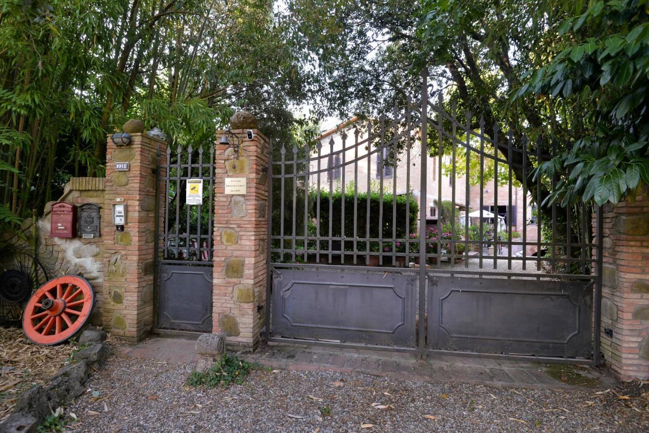 Loft In Antico Mulino Apartment Isola d'Arbia Exterior photo